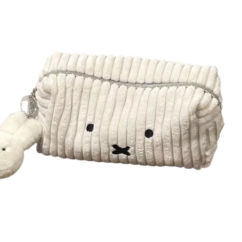 Estuche de peluche Miffy con c - Stationery Supplier reseña y precio